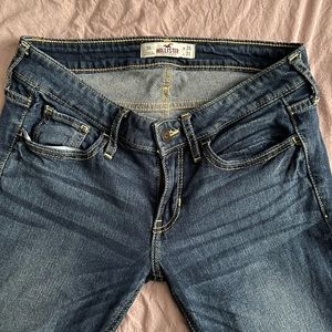 Hollister dark blue jeans size 3R